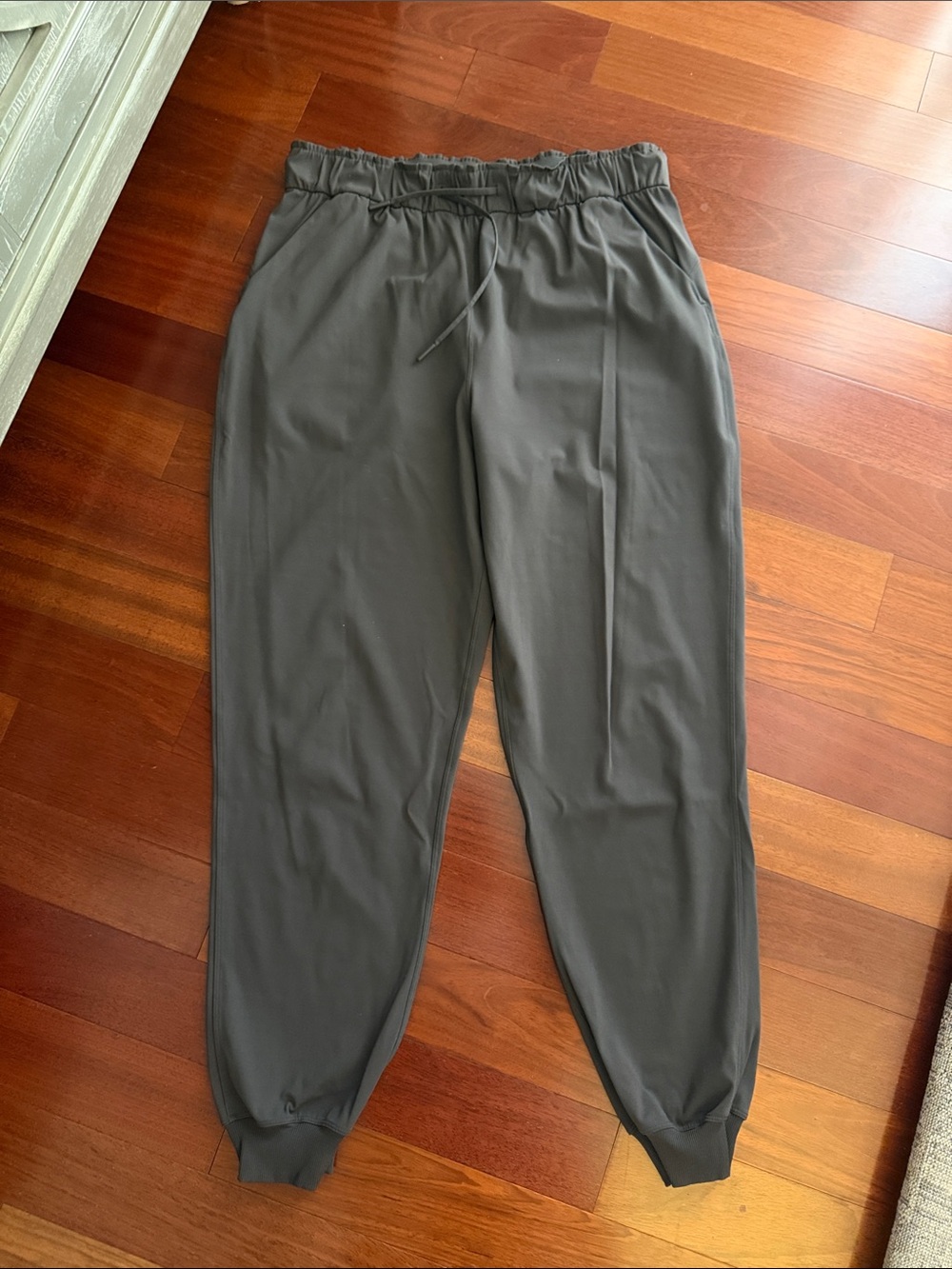 lululemon athletica Women's Track Joggers - Olive Gray